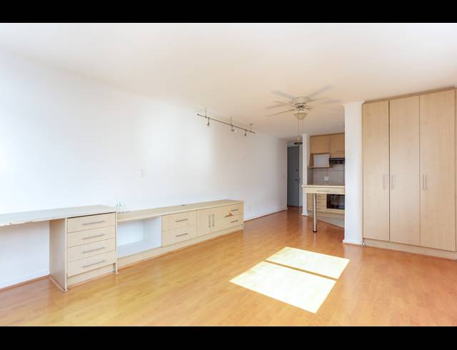 0.5 BEDROOM APARTMENT SOLD IN CLAREMONT UPPER